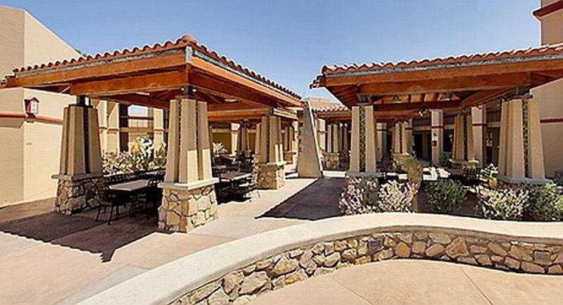 Отель Wyndham El Paso Airport And Water Park Экстерьер фото